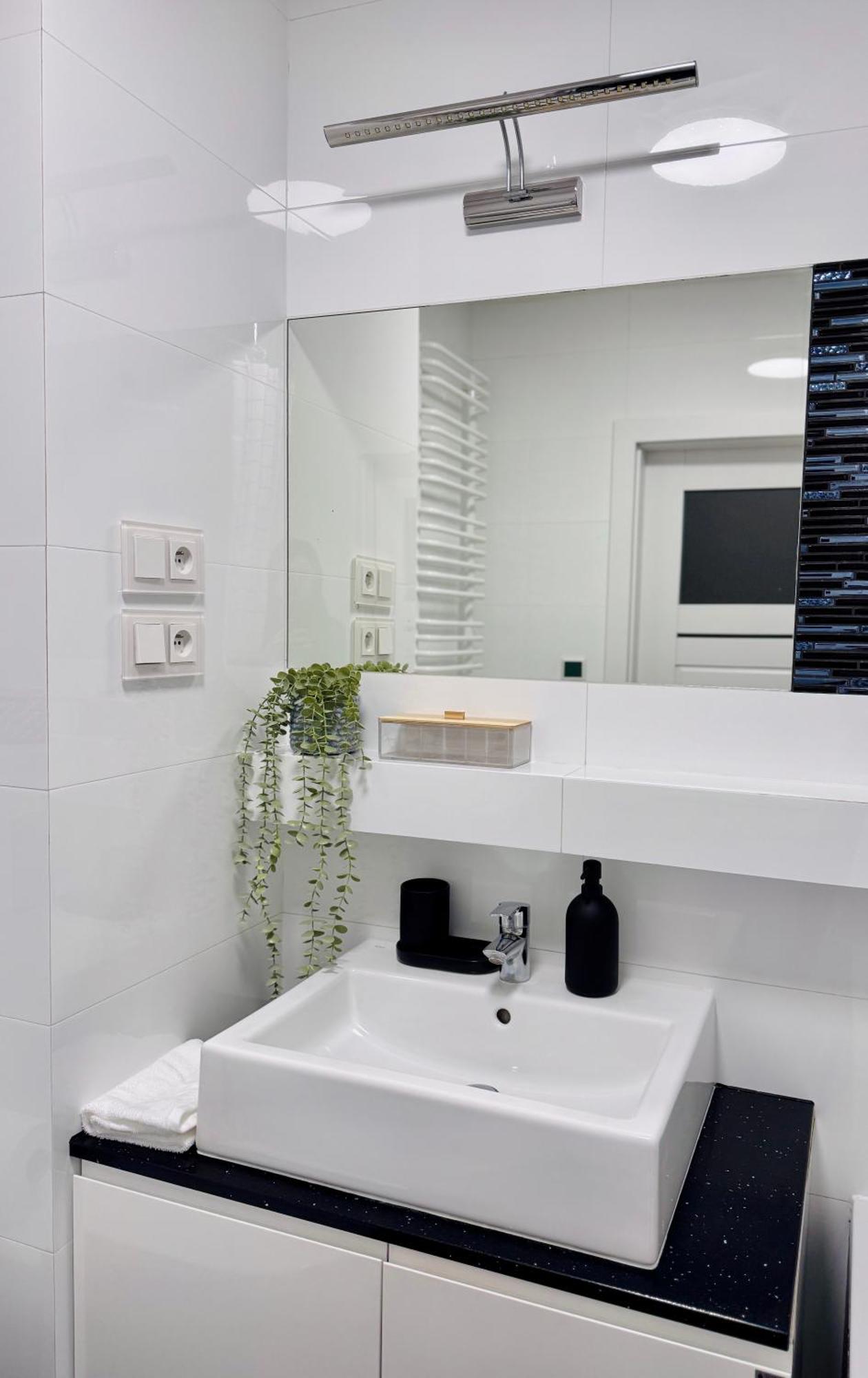 C- Home4U - Apartment With A City View Close To Aquapark, Parking In Secured Area كراكوفيا المظهر الخارجي الصورة